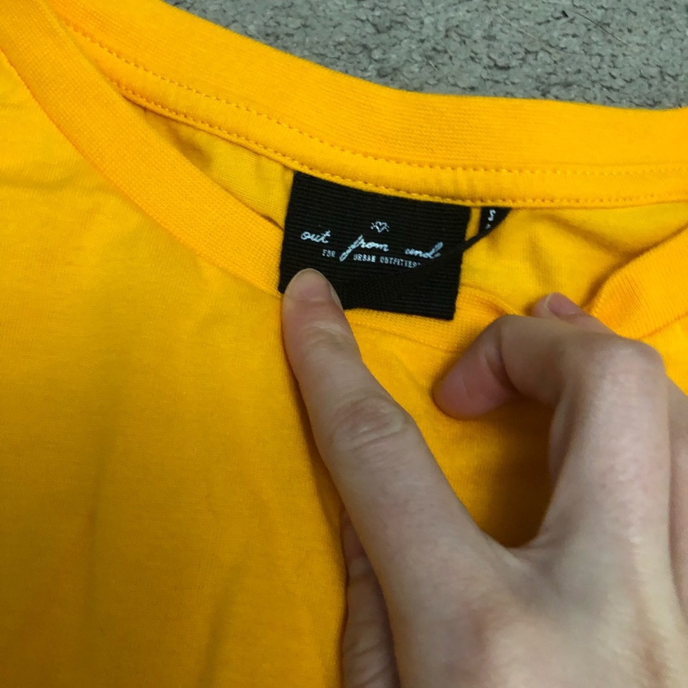 yellow scrunch top